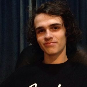 Meet your Posher, Adam